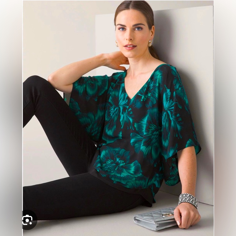 3/$30| 🌸 WHBM Vneck Kimono Short Sleeve Blouse